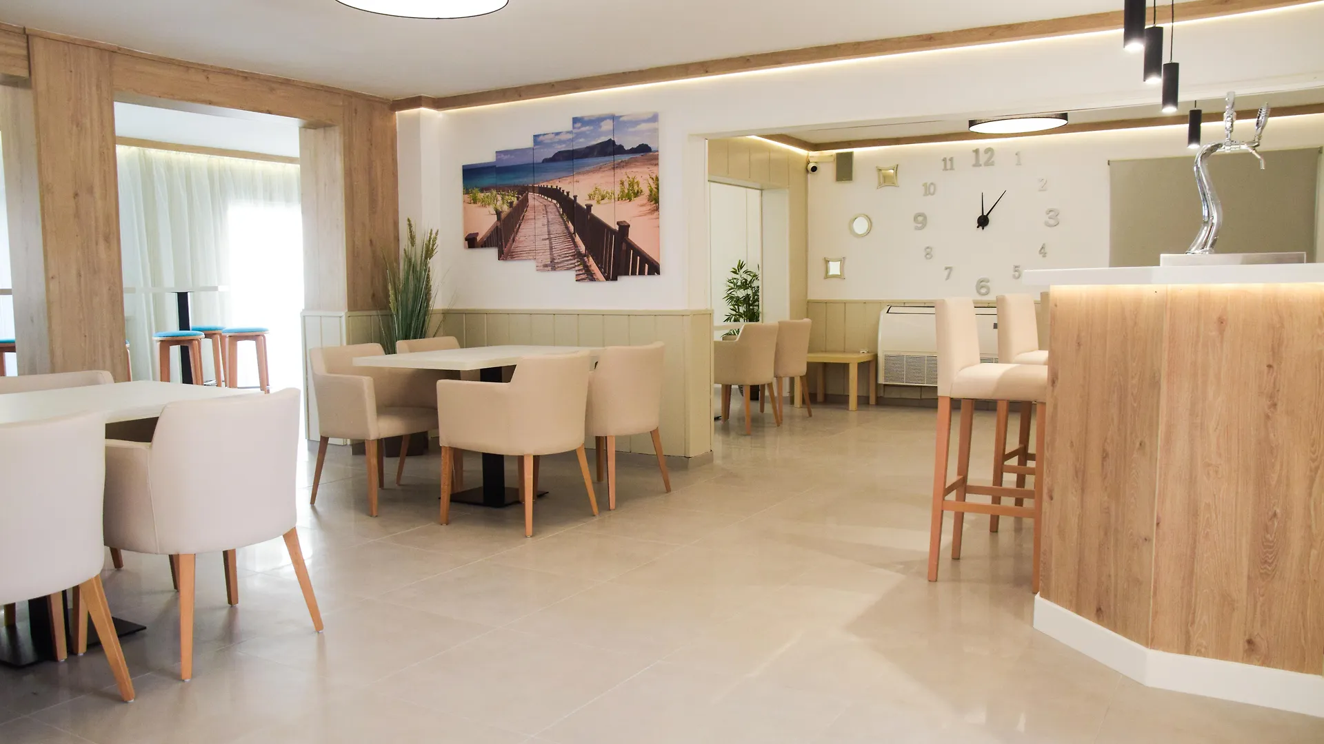 **  Hotel Costa Mediterraneo El Arenal  Spain